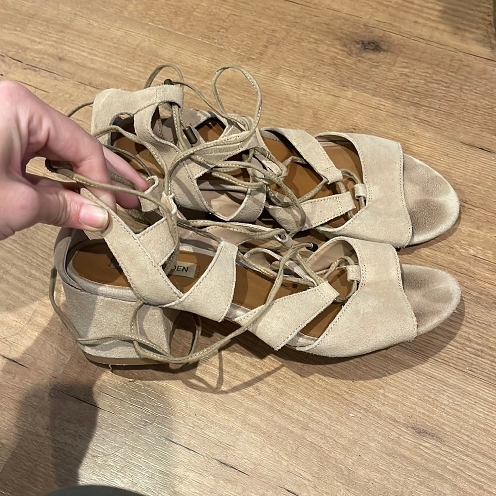 steve madden strappy heel